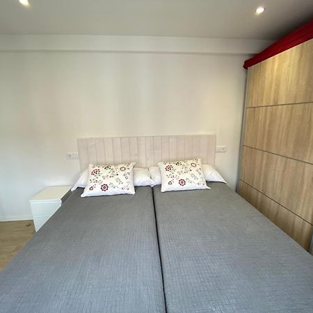 Acogedor Apartamento En Zona Privilegiada Santander Bagian luar foto