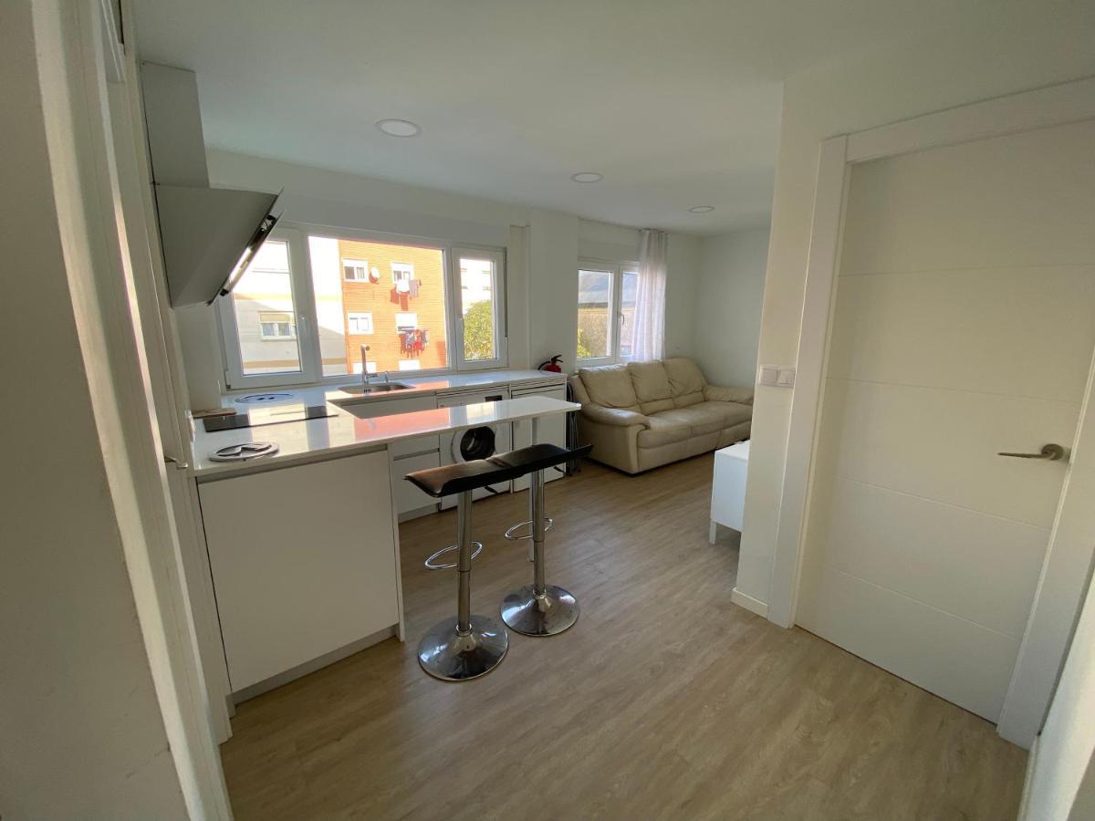 Acogedor Apartamento En Zona Privilegiada Santander Bagian luar foto